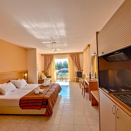 Anilio Plaza Apart otel Zaharo Oda fotoğraf
